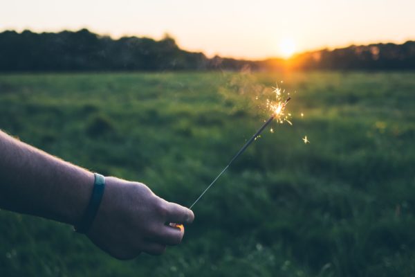 Hand sparkling stick